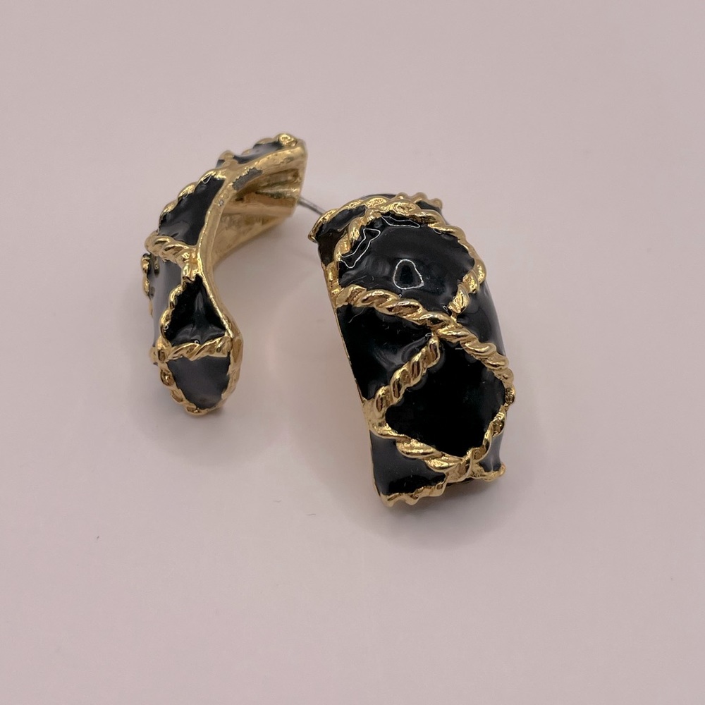 GJD Vintage Enamel and Gold Half Hoop Earrings